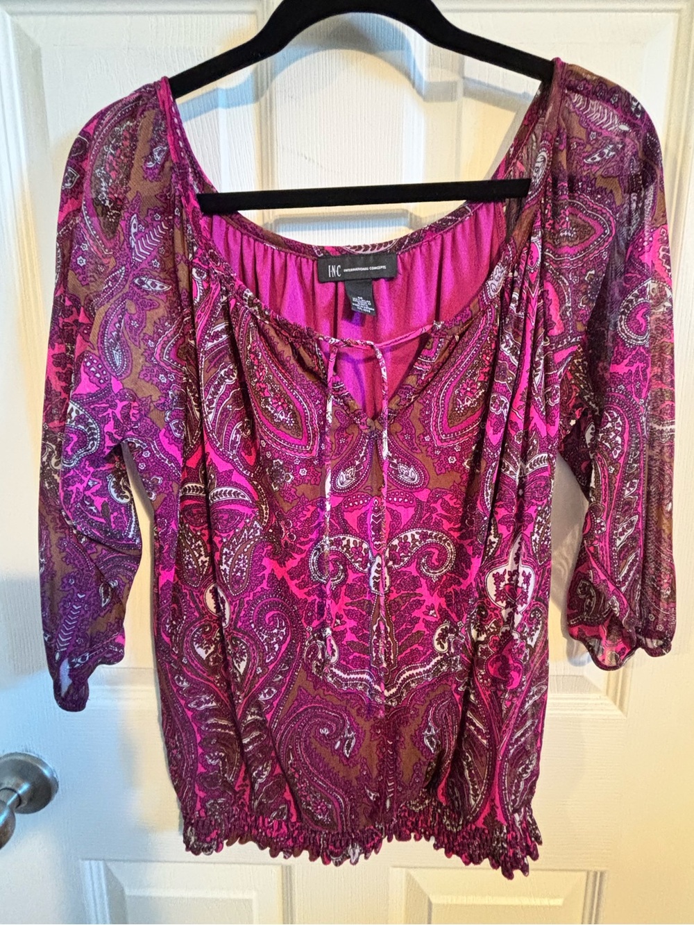 😍INC International Concepts Pink Paisley Peasant Top Medium
